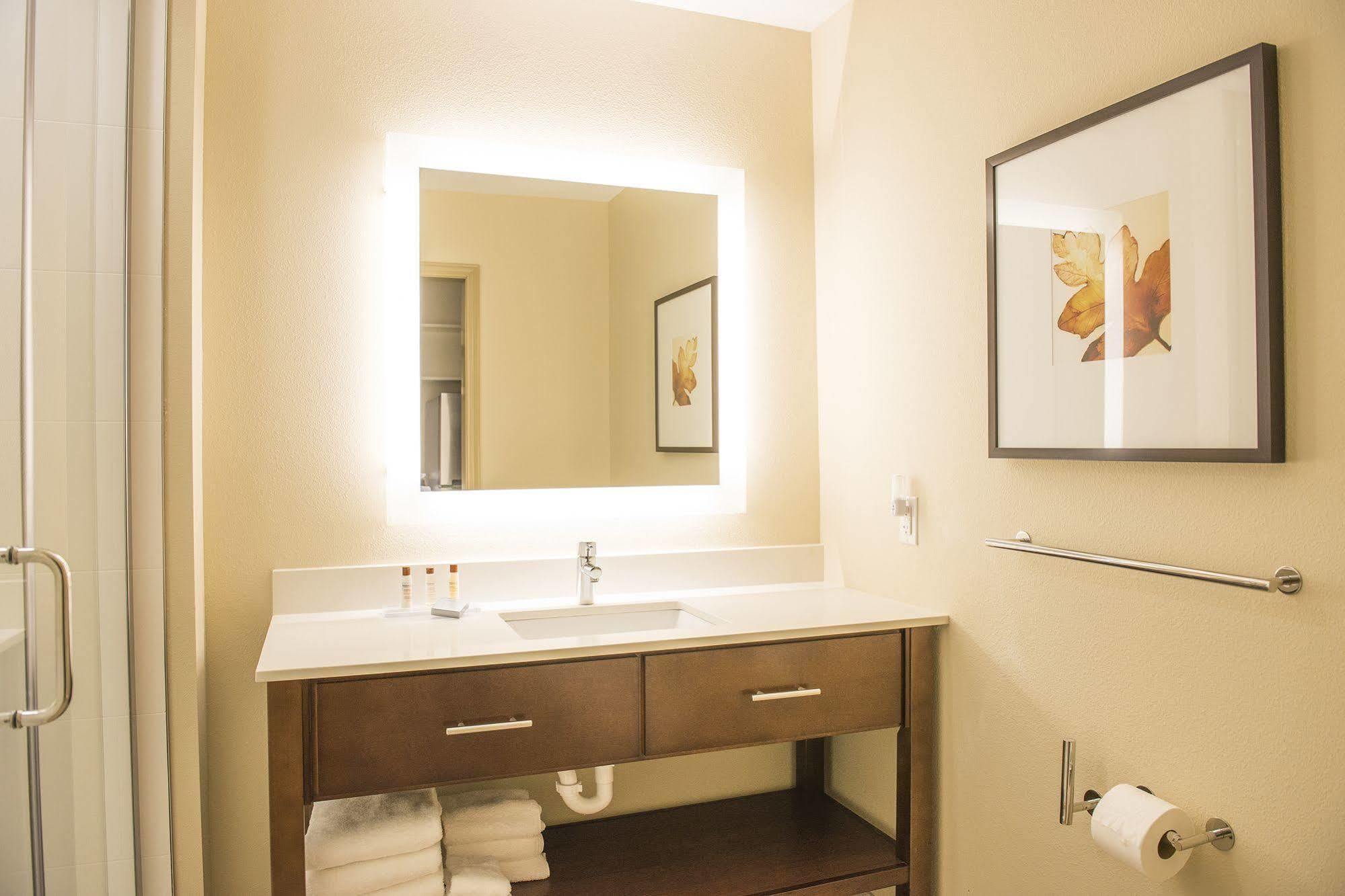 Candlewood Suites Fargo South-Medical Center By Ihg Dış mekan fotoğraf